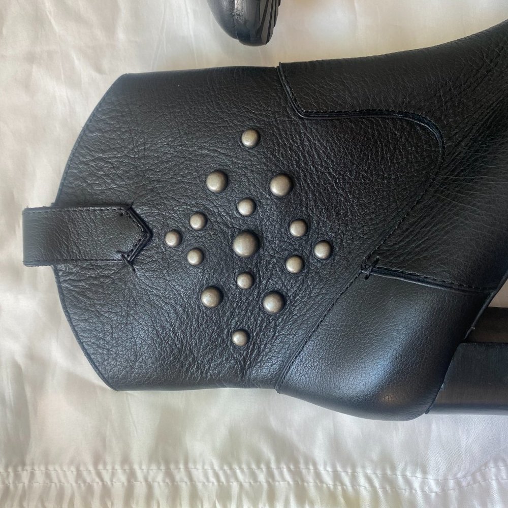 Lauren Ralph Lauren | Micah Studded Leather Boots | Womens US 10 - Picture 4 of 14